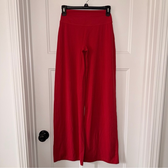 Oner Active SoftMotion Straight Leg Pants Red - Picture 2 of 2